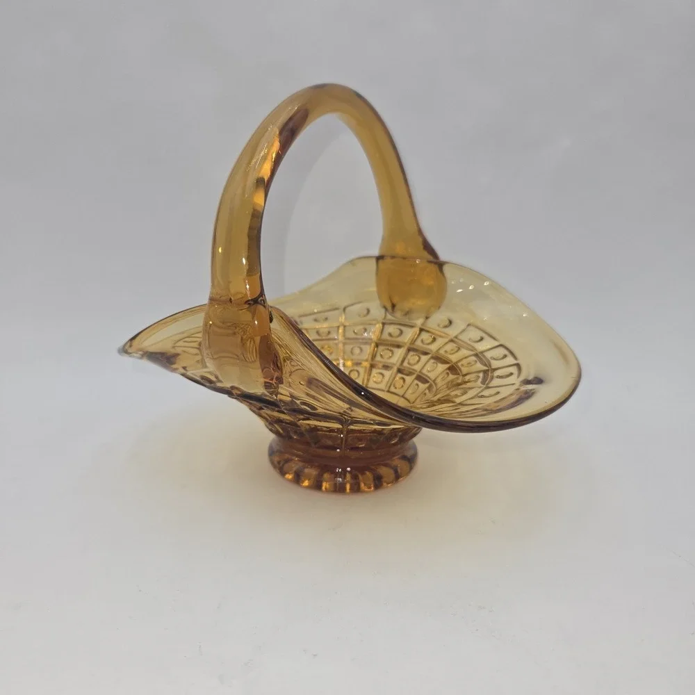 L.E. Smith Amber‎ Glass Basket  Button Panel Pattern  Vintage Mid-Century Candy